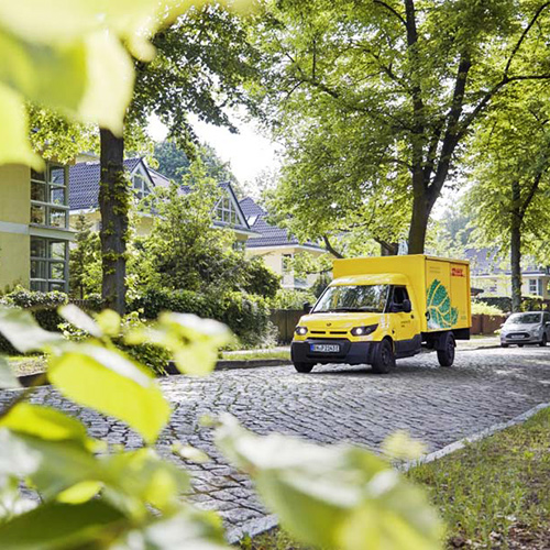DHL shipping car